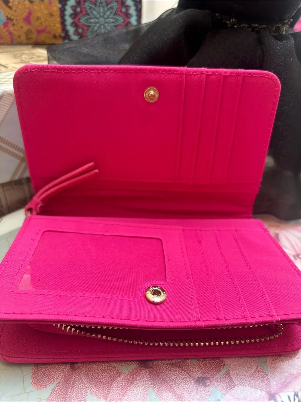 No Boundaries Women's Bexley Pink Textured Wallet